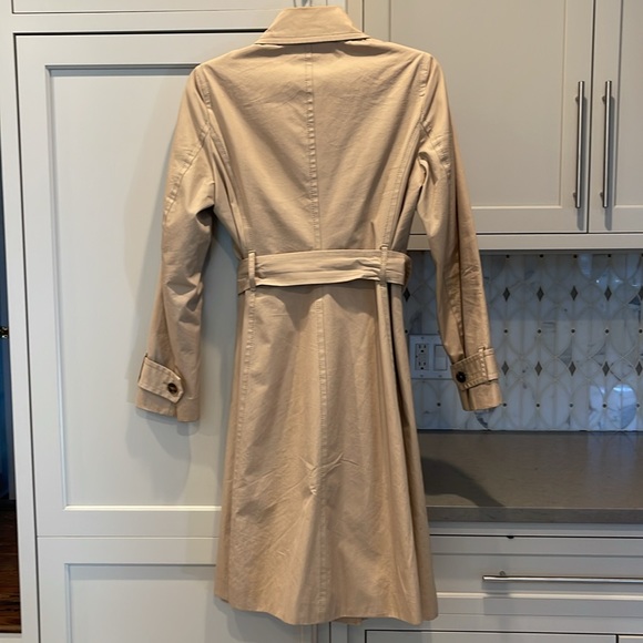 Banana republic rain coat - Picture 4 of 8